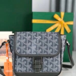 Goyard  Bag