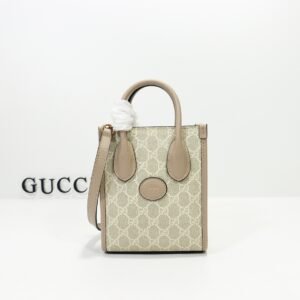 GUCCI   671623