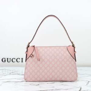 GUCCI  815216