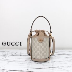 GUCCI   760199