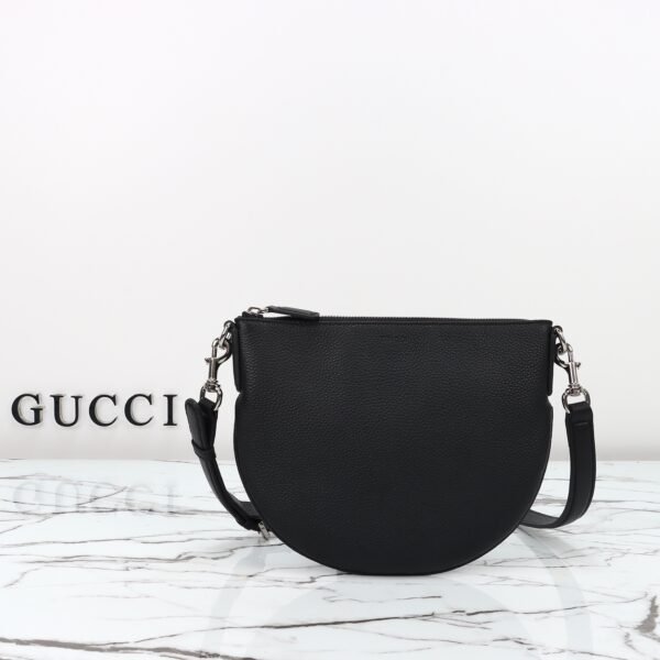 GUCCI     824529
