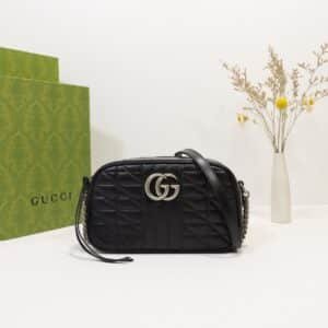 GUCCI   447632