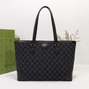 GUCCI   631685