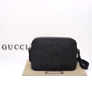 GUCCI   675891