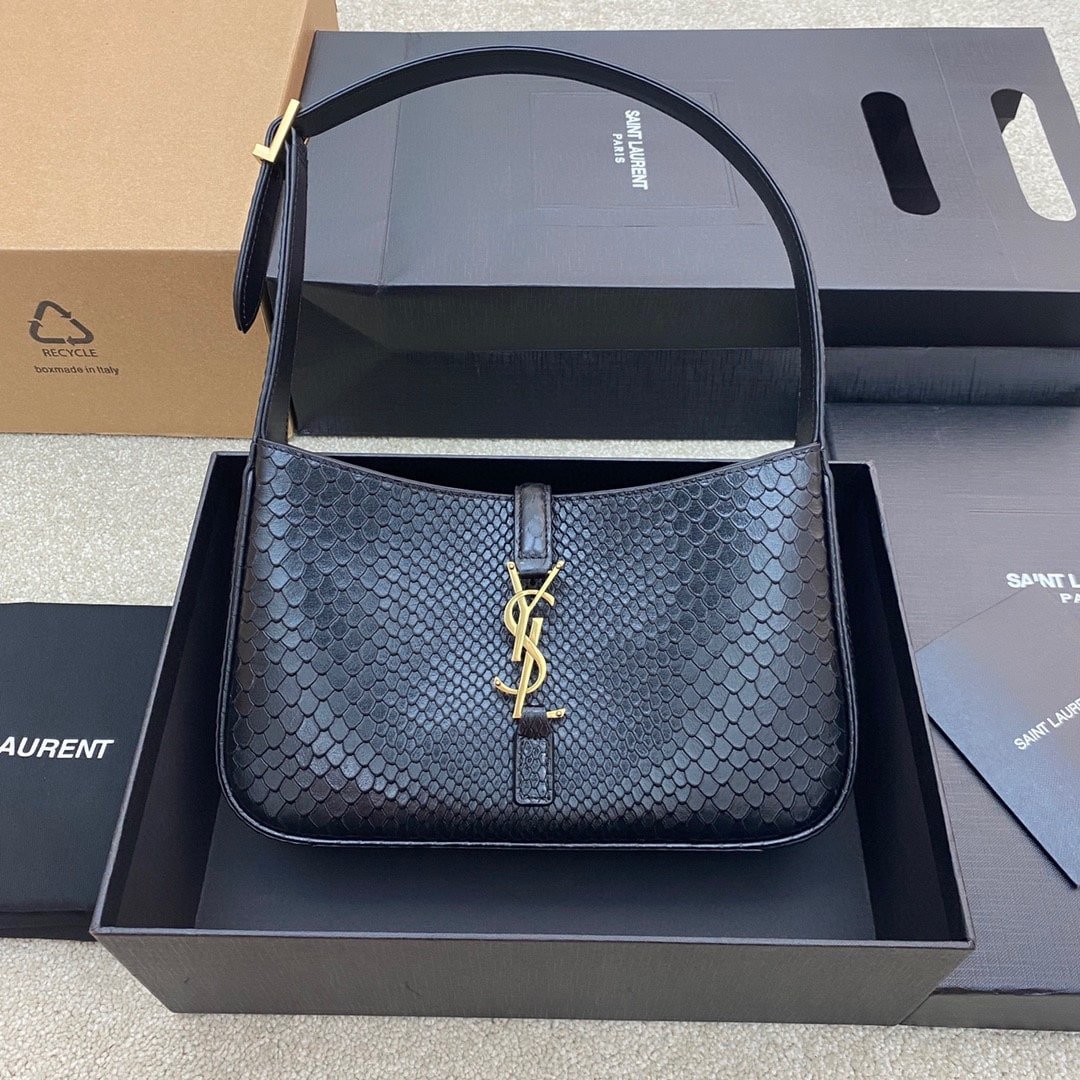 YSL 657228