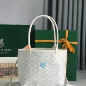 Goyard  Bag