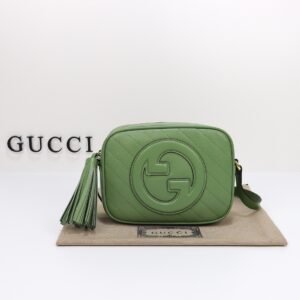 GUCCI   742360
