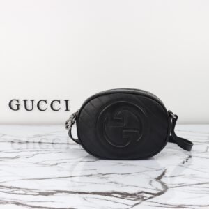 GUCCI   760175