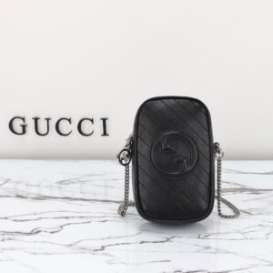 GUCCI   760315