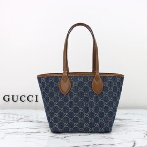 GUCCI    820496