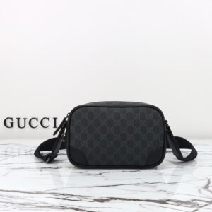 GUCCI    821216