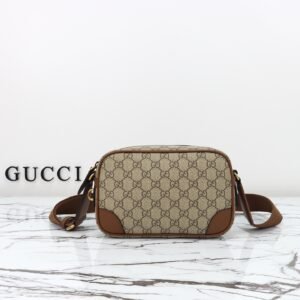 GUCCI   821216