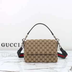 GUCCI    821617