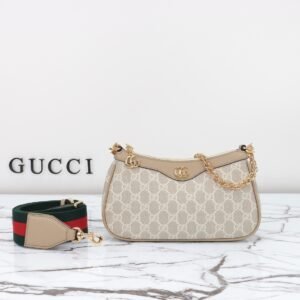 GUCCI    735132