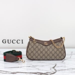 GUCCI    735132