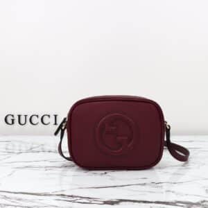 GUCCI  820429