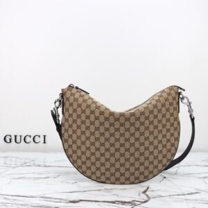 GUCCI   817420