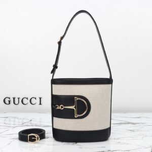 GUCCI  833665