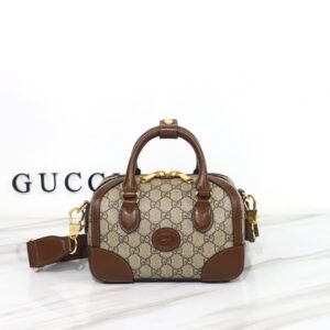 GUCCI   723307