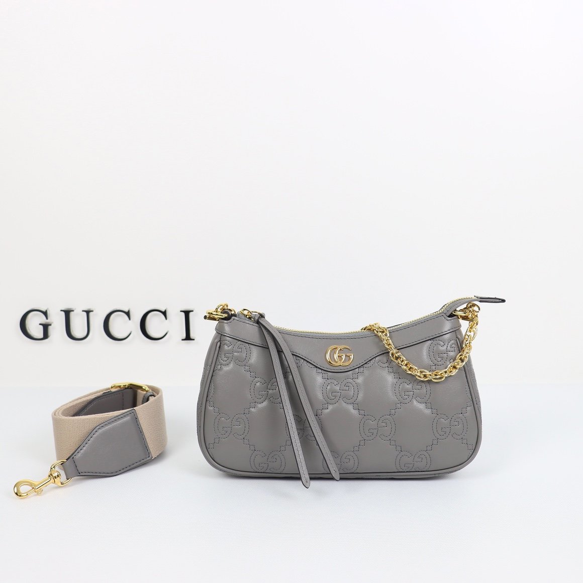 GUCCI 735049
