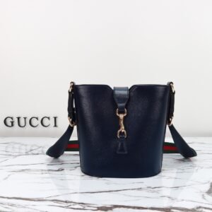 GUCCI   782908