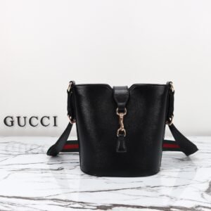 GUCCI   782908