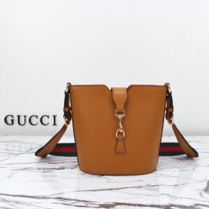 GUCCI   782908