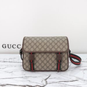 GUCCI    7602123