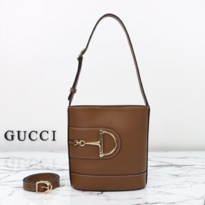 GUCCI    833665