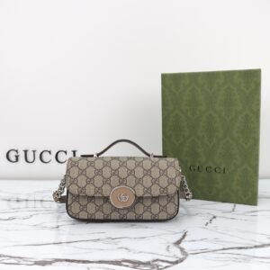GUCCI  739722