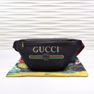 GUCCI 493869