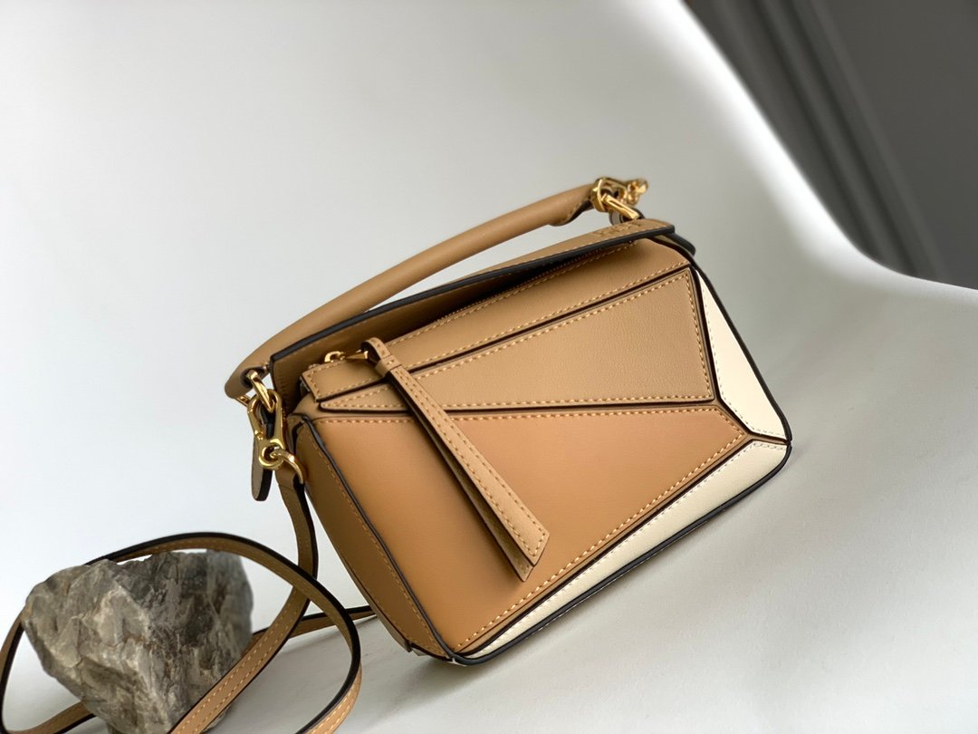 LOEWE Bag