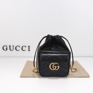 GUCCI  746433