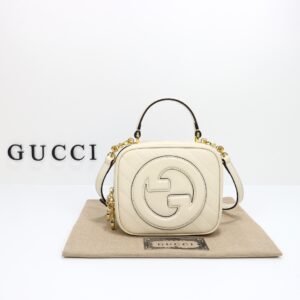 GUCCI  744434