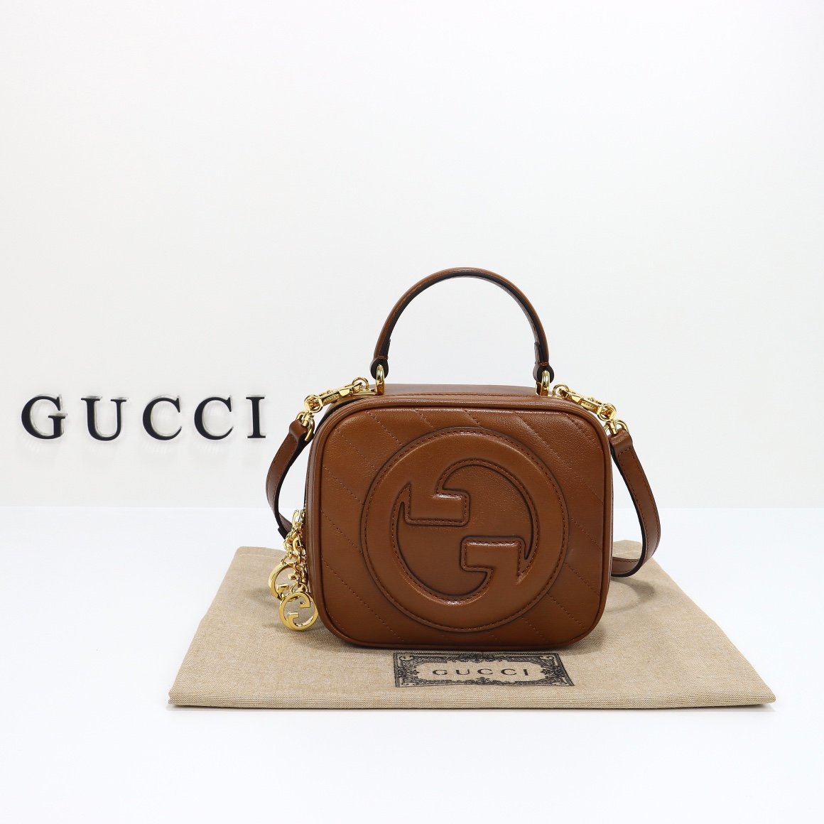 GUCCI 744434