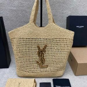 YSL 698651