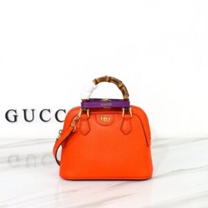 GUCCI 715775