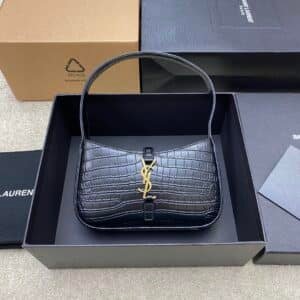 YSL 710318