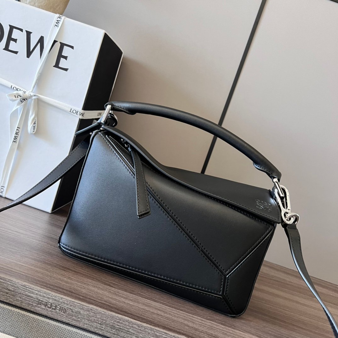 LOEWE Bag