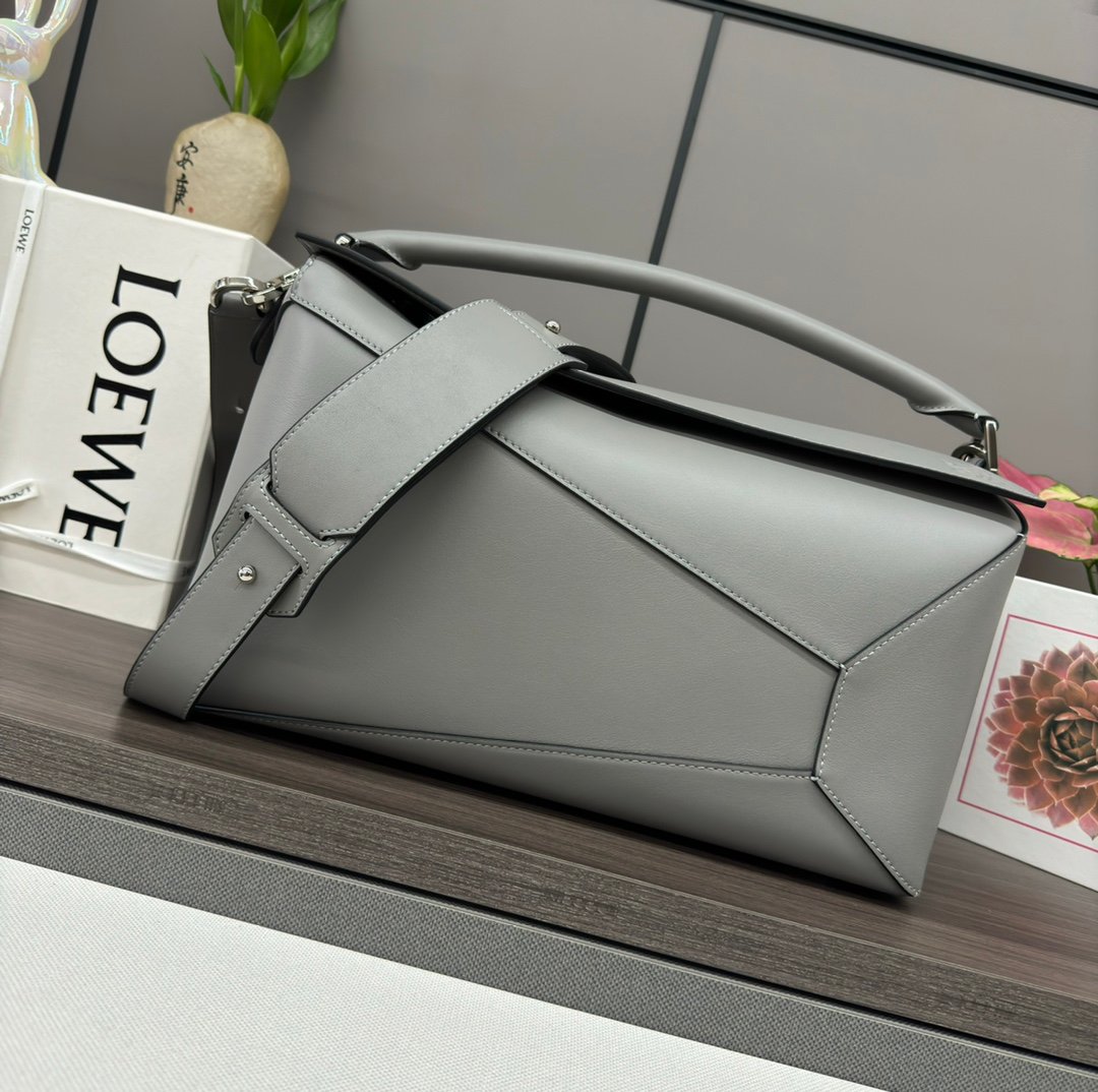 LOEWE Bag