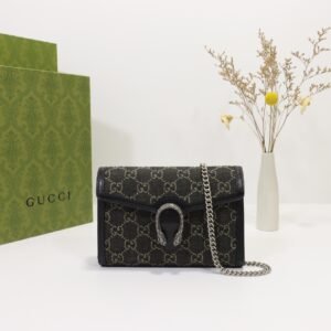 GUCCI  401231