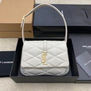 YSL 698567