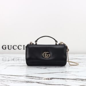 GUCCI   806017