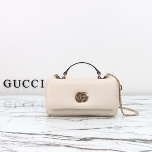 GUCCI  806017