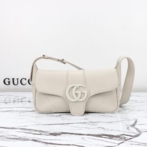 GUCCI   767226