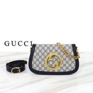 GUCCI    699268