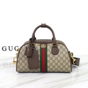 GUCCI   724575