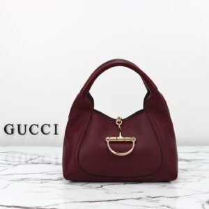 GUCCI  837467