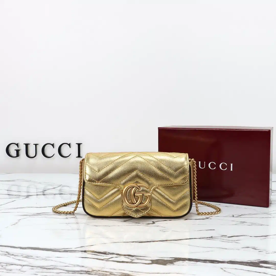 GUCCI  476433