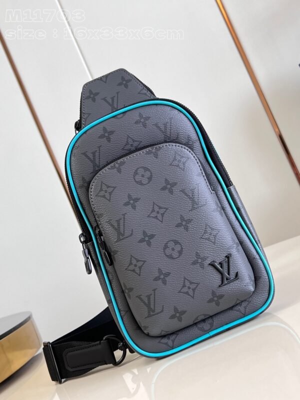 LV  M11703